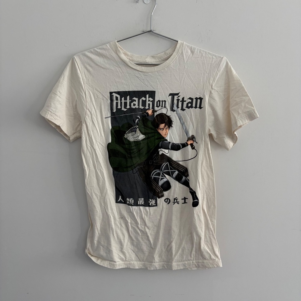 Attack on Titan Levi Ackerman Final Season Graphic T-Shirt Cream Small